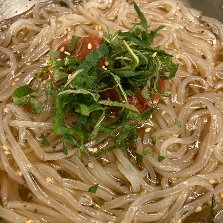 夏にサッパリ 梅紫蘇冷麺 レシピ 作り方 By りょぅさん 楽天レシピ 夏にサッパリ 梅紫蘇冷麺 レシピ 作り方 By りょぅさん 楽天レシピ